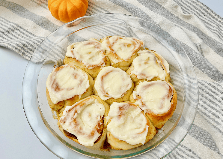 Pumpkin Pie Cinnamon Rolls