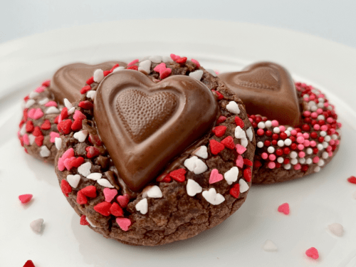 Allow the cookies to cool completely and the chocolate to harden before transferring to a plate or storage container.